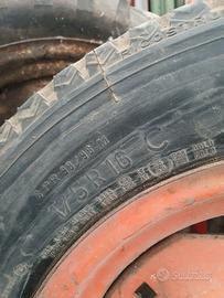 Pneumatico 175 R16 C - 98/96 M e cerchione