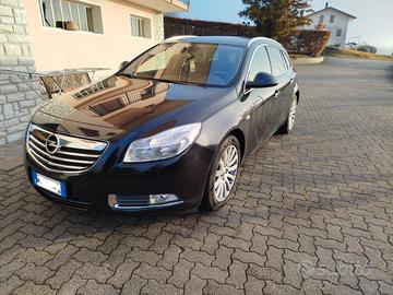 Opel Insignia 2.0 TDi Tourer Cosmo 160cv 