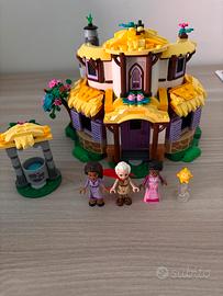 Set Lego Disney il cottage di Asha 43231