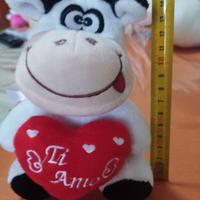 peluche mucca