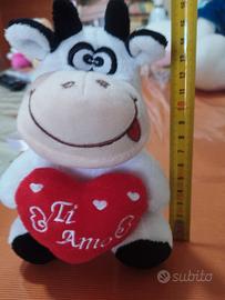 peluche mucca