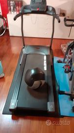 attrezzi per palestra