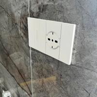 Elettricista per lavori domestici