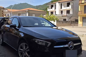 Mercedes classe a colore nero