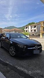 Mercedes classe a colore nero