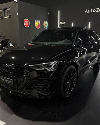 Audi Q3 RS quattro S tronic