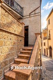 Appartamento di 184 m² con 5 locali a Proceno