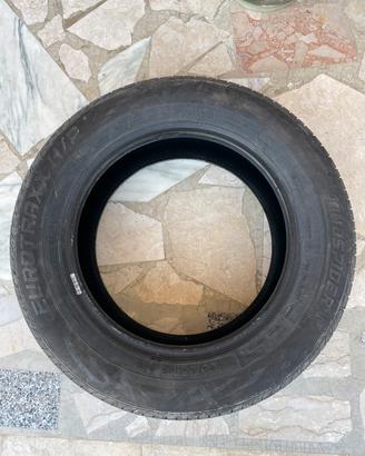 2 pneumatici estivi  195/65 R15 pari al nuovo