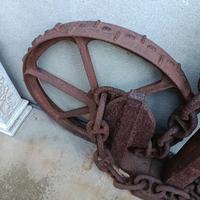 ANTICA RUOTA IN FERRO 