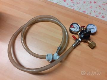 Spinatura Birra: Manometro ed erogatore