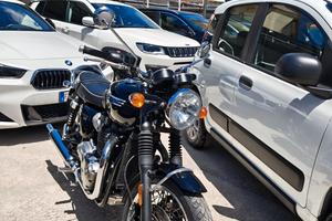 Triumph Bonneville T120 Tutti i tagliandi dimostra