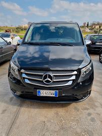 Mercedes Vito 9 posti.