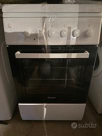 Cucina gas, quattro fornelli 50/50/90