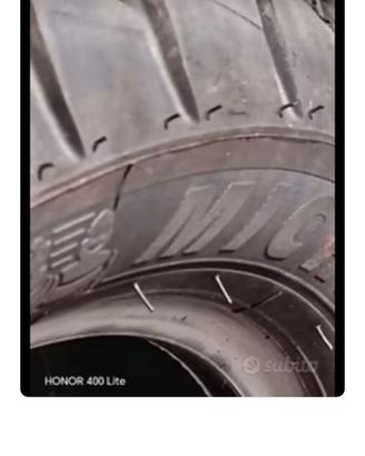 Gomme moto
