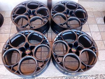 CERCHI 21 ORIGINALI ALFA ROMEO COD:2071