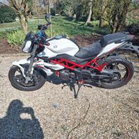 Moto Benelli Bn 125 anno 2022