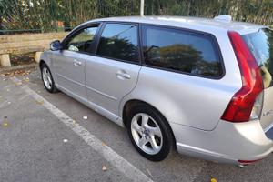 Volvo v50 d4 177cv 5 cilindri