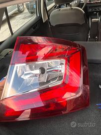 Faro Led Destro Skoda Fabia 3