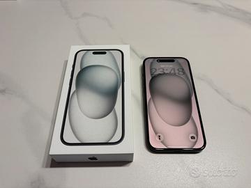 iPhone 15 256gb + 2 cover oroginali