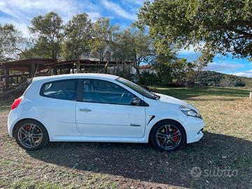 Renault Clio RS 2.0 16V 203 CV