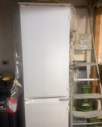 Frigo ad incasso