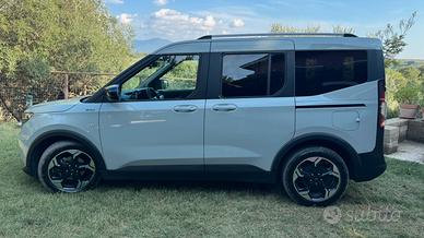 Ford Tourneo Courier Active 2024
