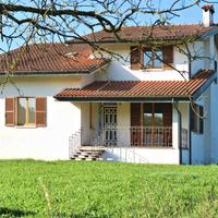 Villa singola ca.500mq tre piani vicino al centro