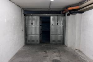 Garage zona centro direzionale Benelli