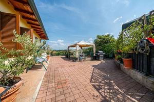 3 LOCALI A CASTELVETRO DI MODENA