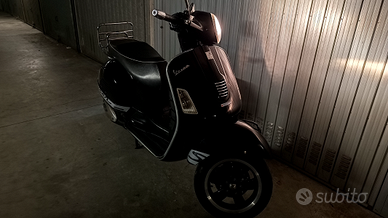 Vespa gts 300