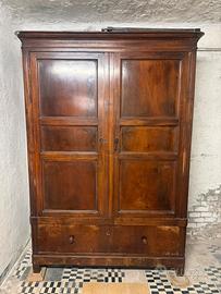 Armadio Antico Inizio '900 in Legno Massiccio
