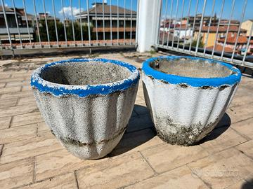 Coppia di vasi in cemento 25 x 30 cm