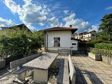VILLA SINGOLA A SORISOLE