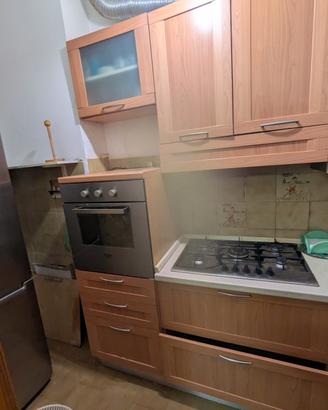 Cucina completa senza frigorifero