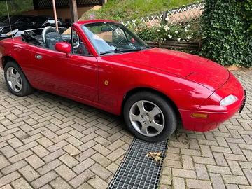 Mazda MX-5 1.6i 16V cat