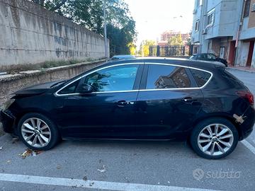 Auto opel astra 1.7