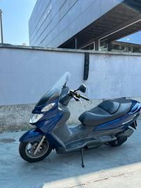 Moto Suzuki Burgman