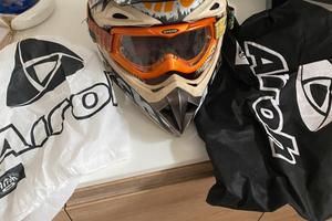 Casco cross airoh