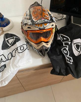 Casco cross airoh