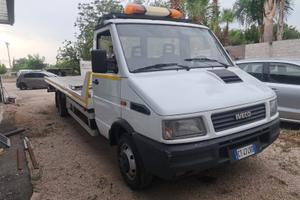 Carro attrezzi Iveco Daily