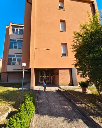 Trilocale Pari al NUOVO in Classe C -Nessun lavoro