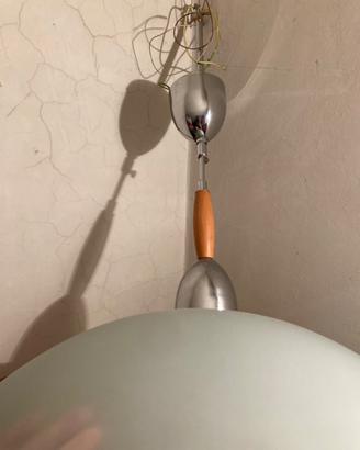 Lampadario in legno e vetro serigrafato