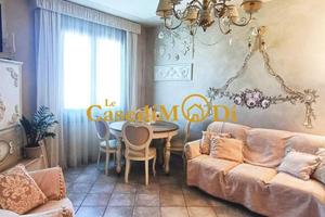 Appartamento di 92 m² con 4 locali e posto auto a 