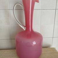 vaso in vetro opalino rosa