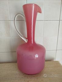 vaso in vetro opalino rosa