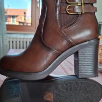 Stivaletto marrone