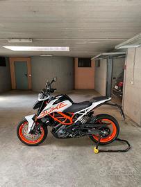 Ktm duke 390