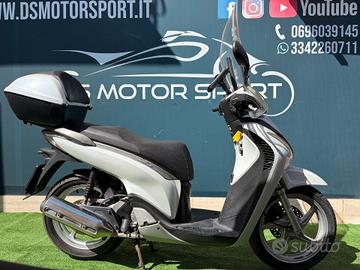 Honda SH 150 DOPPIO DISCO SPORT GARANZIA PERMUTE