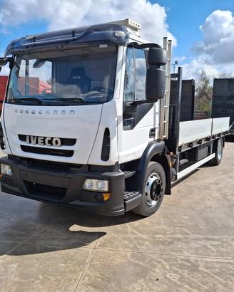 Iveco 140 E 22 carrellone trasporto merci e macchi