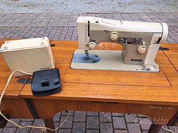 macchina per cucire 